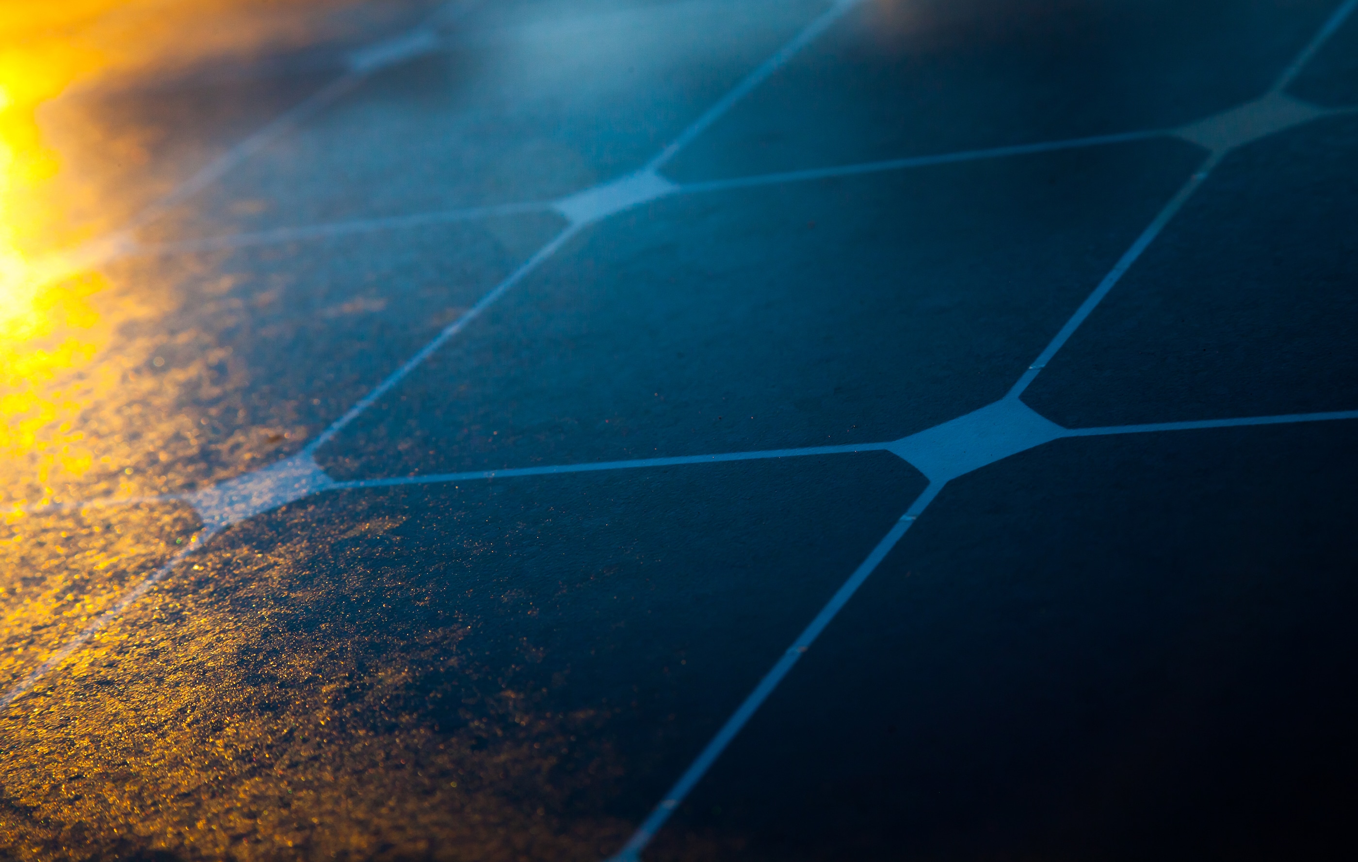 Solar,Panel,Close-up,With,The,Rays,Of,The,Setting,Sun